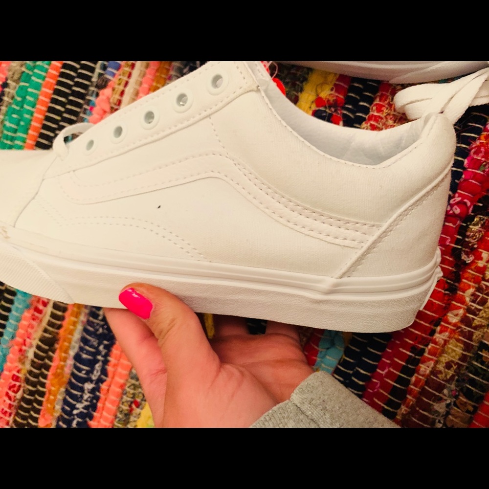 BRAND NEW VANS